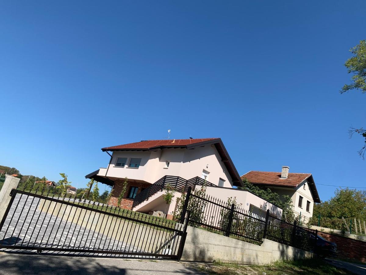 Apartman Grc Apartment Dugo Selo Exterior photo